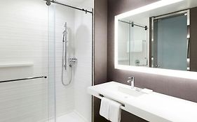 Ac Hotel By Marriott Miami Airport West/Doral